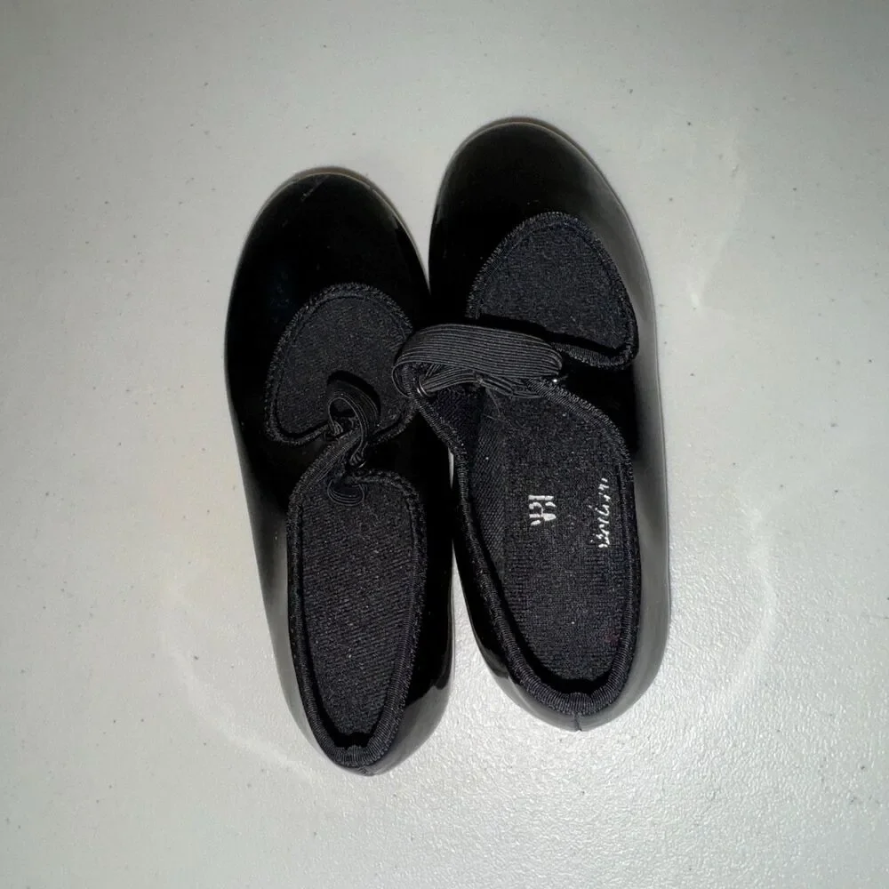 Tap Shoes Girls 9 Black Patent Leather Dance Class Recital Performance Hoofing